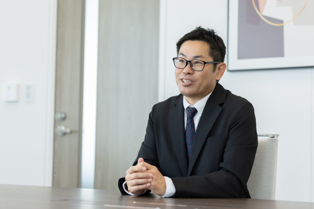 锻治田泰采访